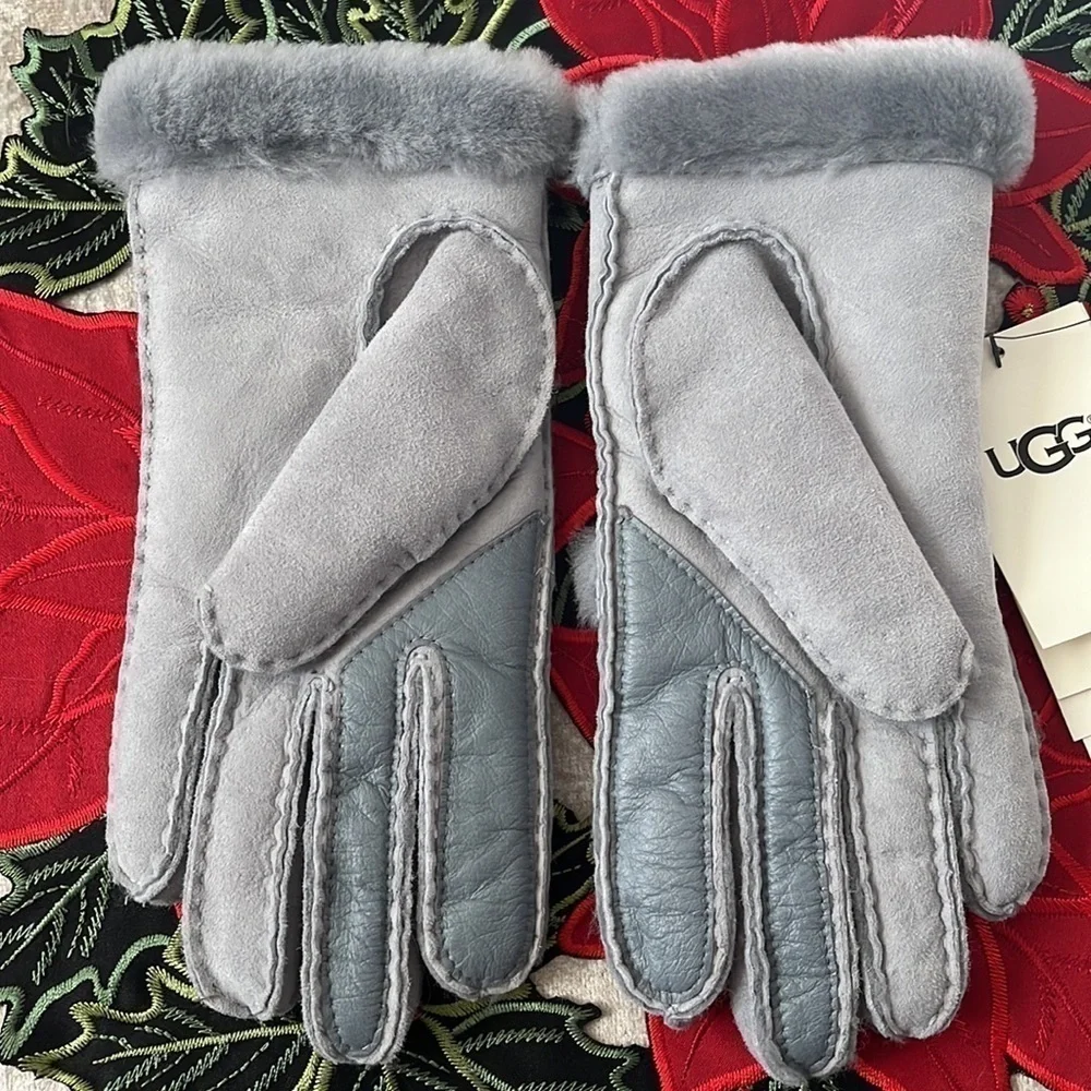 Brand New UGG Shearling Sheepskin Handsewn Touchscreen Gray Gloves Leather Trim